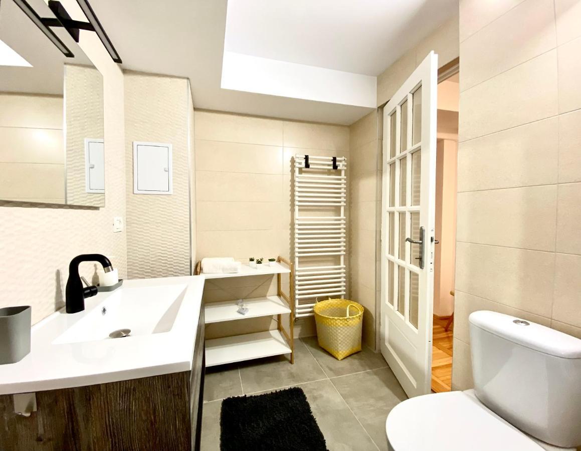 Bârlog Apartamento Braşov Exterior foto