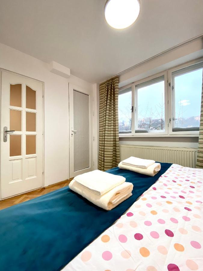 Bârlog Apartamento Braşov Exterior foto