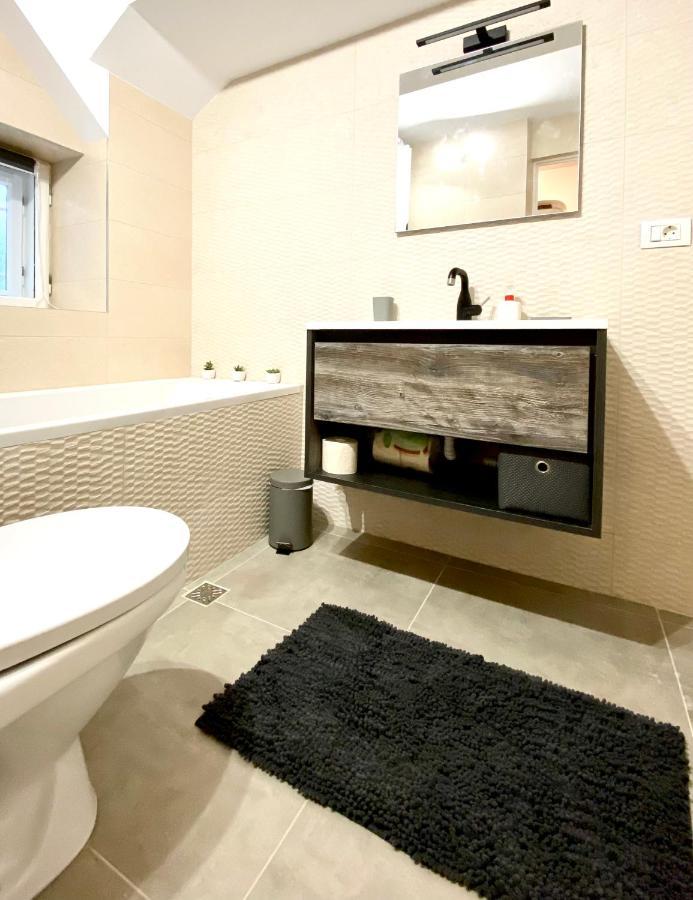 Bârlog Apartamento Braşov Exterior foto
