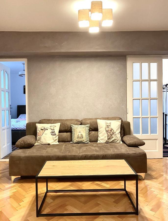 Bârlog Apartamento Braşov Exterior foto